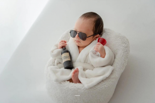 山西宝宝晚上睡觉哼唧